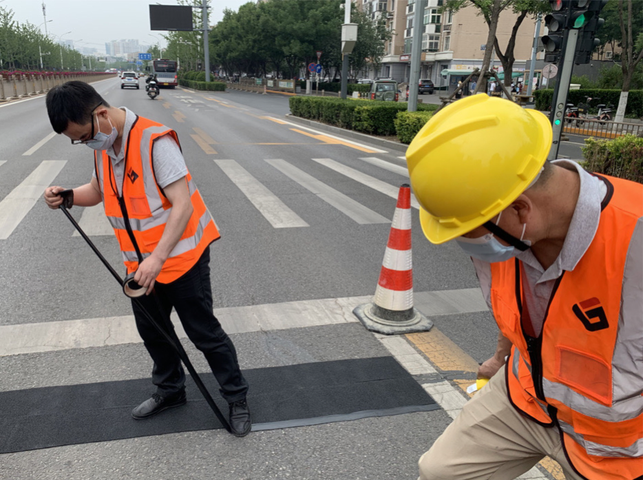 高速公路路面裂縫的危害